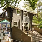 6p Bath-garden House-4g Pool-kids-dog *