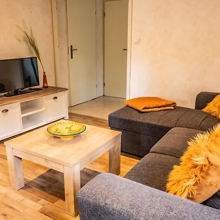 Chalet 6p Bath-garden House-4g Pool-kids-dog *