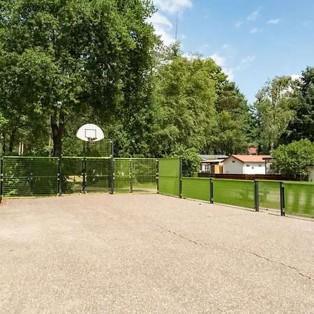 6p Bath-garden House-4g Pool-kids-dog *