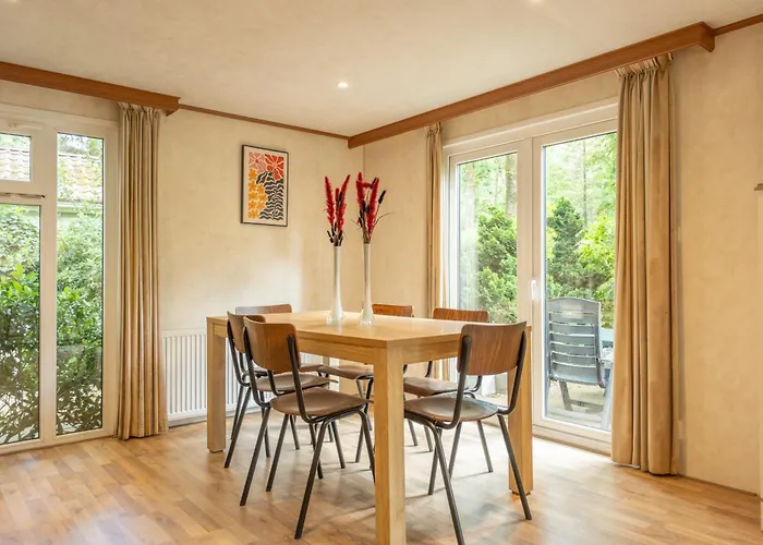 6p Bath-garden House-4g Pool-kids-dog