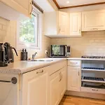 6p Bath-garden House-4g Pool-kids-dog * Хундерло