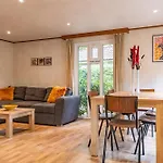 6p Bath-garden House-4g Pool-kids-dog Шале Хундерло