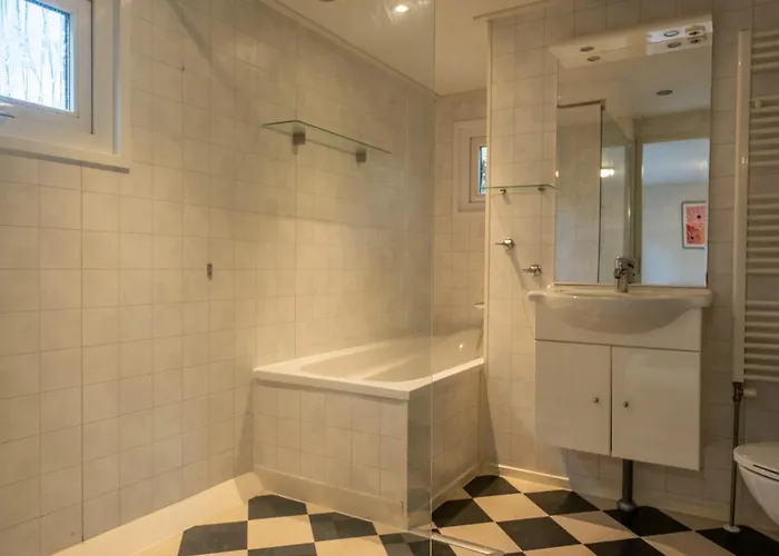 6p Bath-garden House-4g Pool-kids-dog Alpehytte